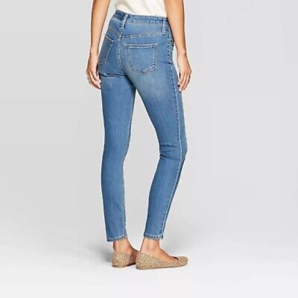 Universal Thread High Rise Skinny Jeggings Medium Blue Size 10/30R - Picture 9 of 10